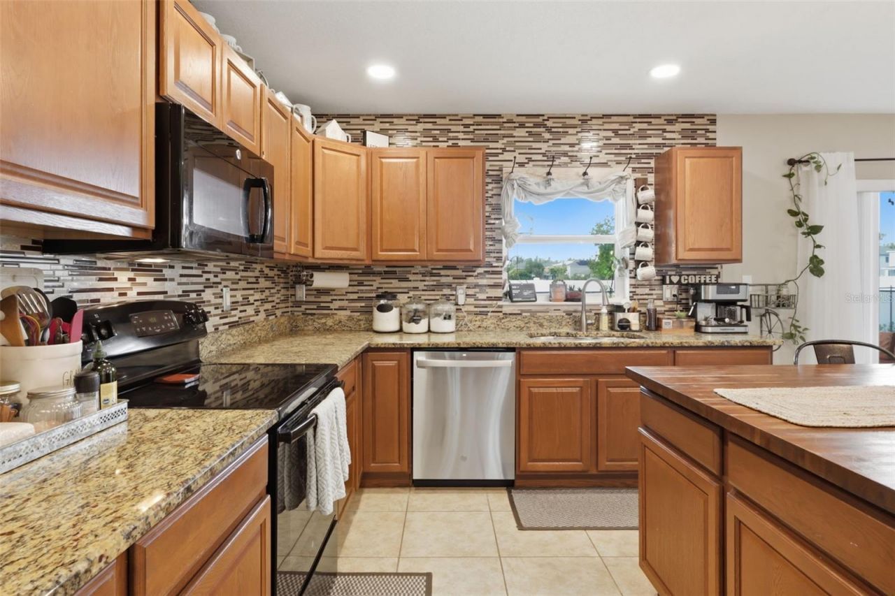 5260 NW Wisk Fern Circle , Port Saint Lucie, FL 34986 Photo