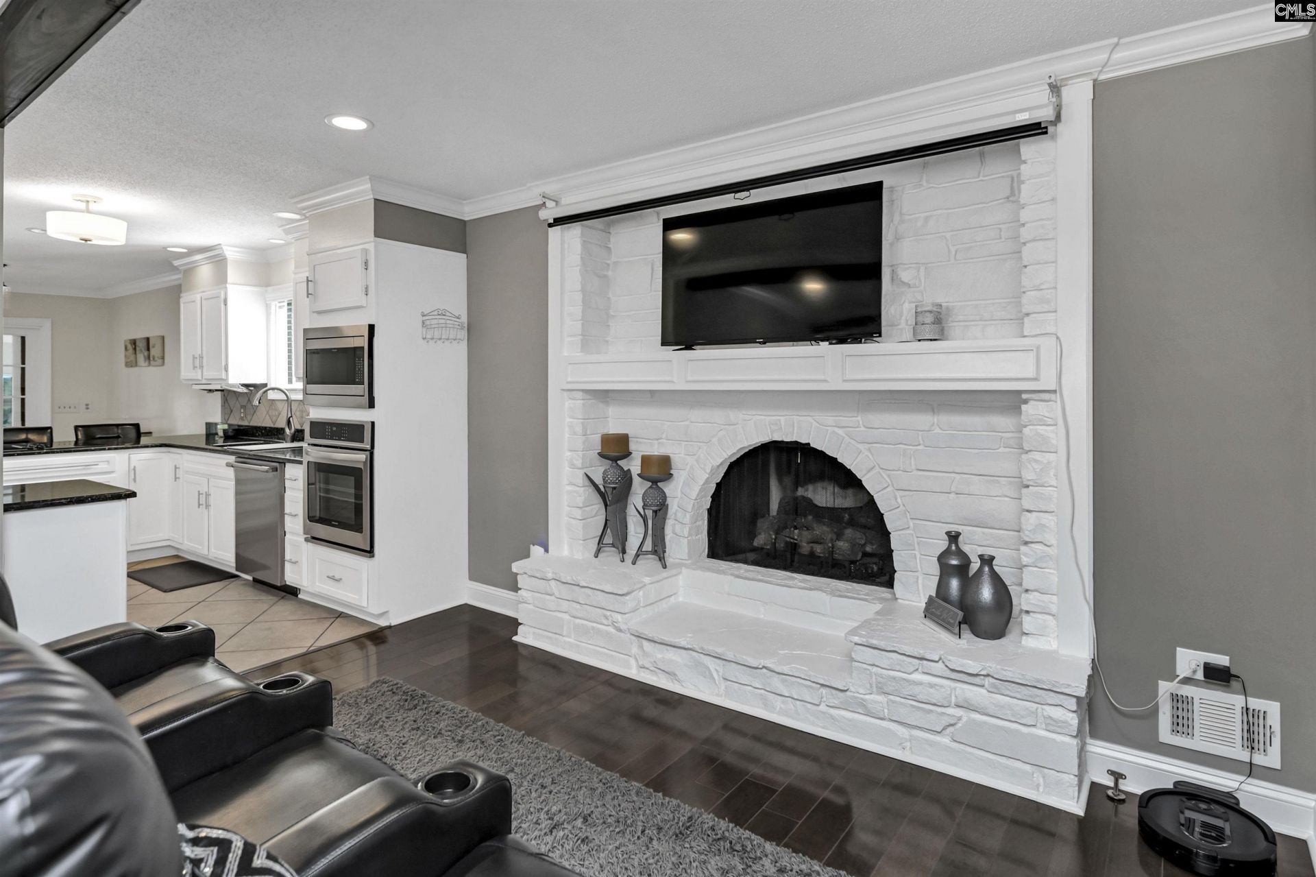2116 Durham Drive  Photo 9