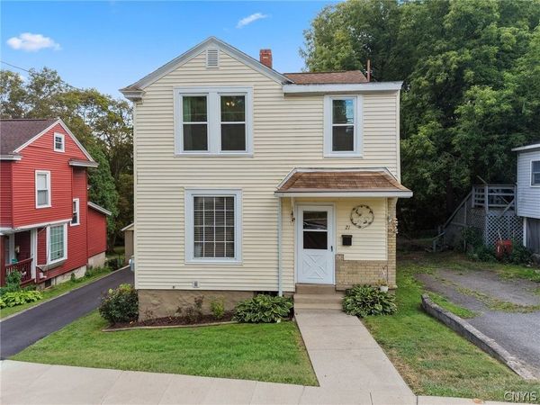 21 Elderkin Avenue , Camillus, NY 13031