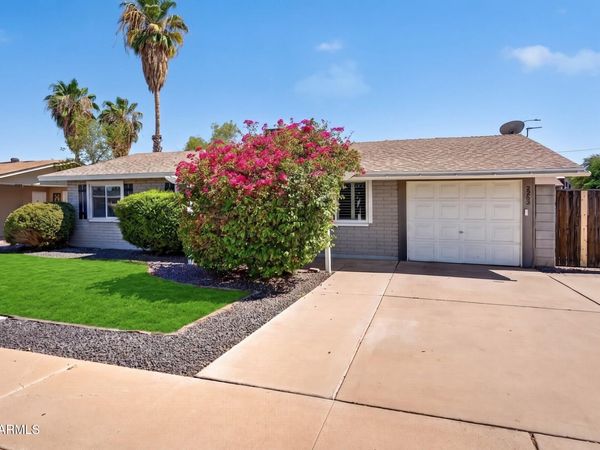 2253 W BOSTON Street, Chandler, AZ 85224