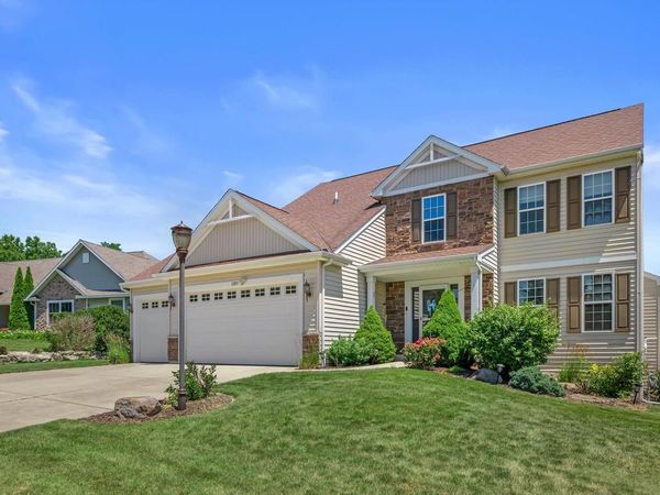 2305 Rustic Woods COURT, Waukesha, WI 53188