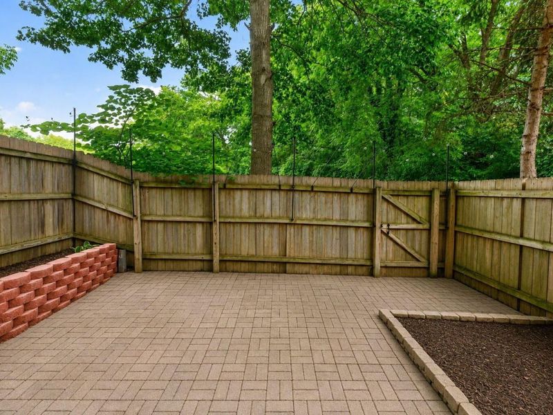 2782 Chateau Circle S, Unit 45, Columbus, OH 43221 Photo 39