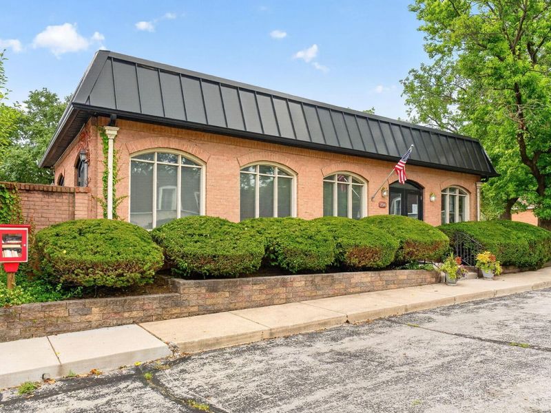 2782 Chateau Circle S, Unit 45, Columbus, OH 43221 Photo 48