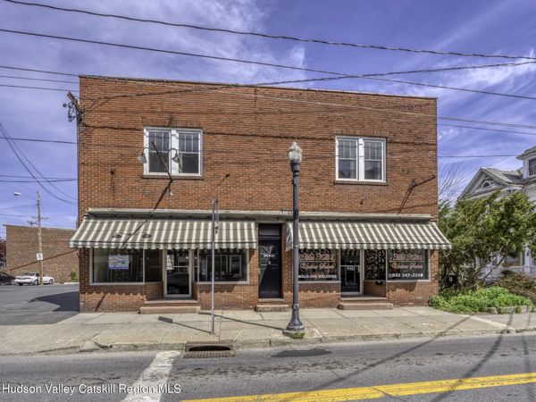 211 Main Street, Saugerties, NY 12477