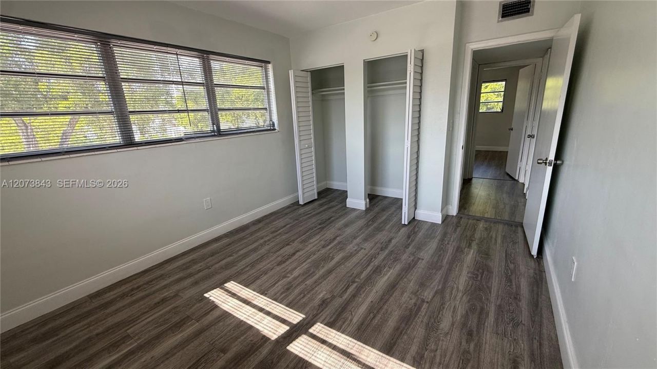 245 NE 191st St , Unit 3014, Miami, FL 33179 Photo