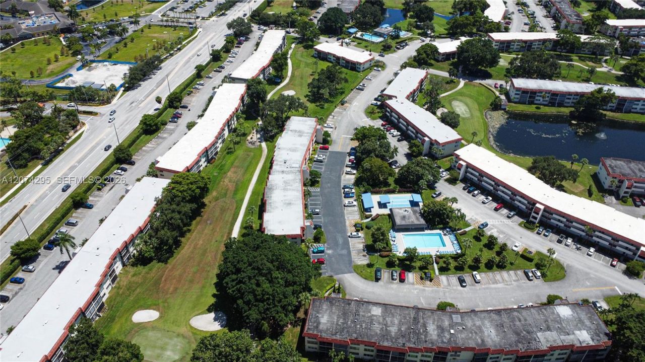 300 S Hollybrook Dr , Unit 105, Pembroke Pines, FL 33025 Photo