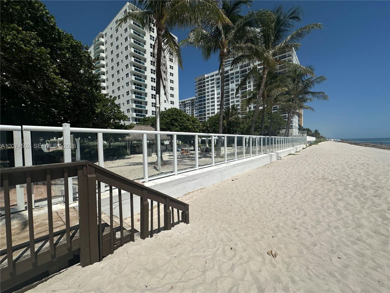 3000 S Ocean Dr , Unit 922, Hollywood, FL 33019 Photo
