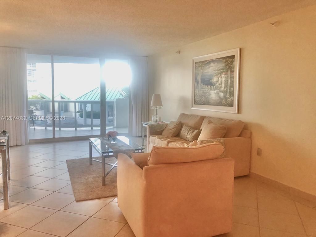 16711 Collins Ave, Unit 706, Sunny Isles Beach, FL 33160 Photo