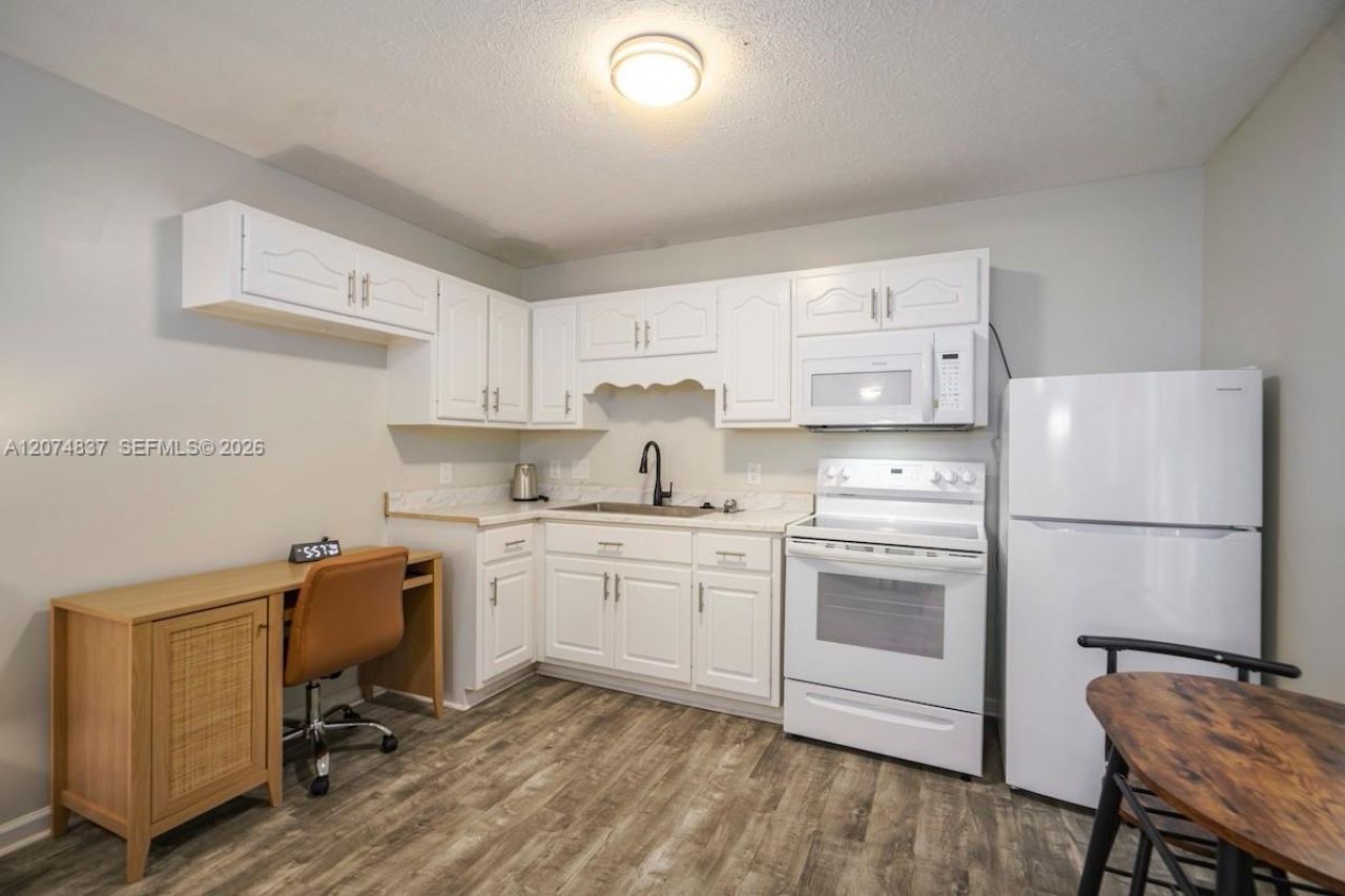 319 Vestavia , Unit C, Panama City, FL 32413 Photo