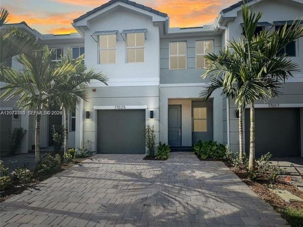 17025 SW 1st Street, Pembroke Pines, FL 33027