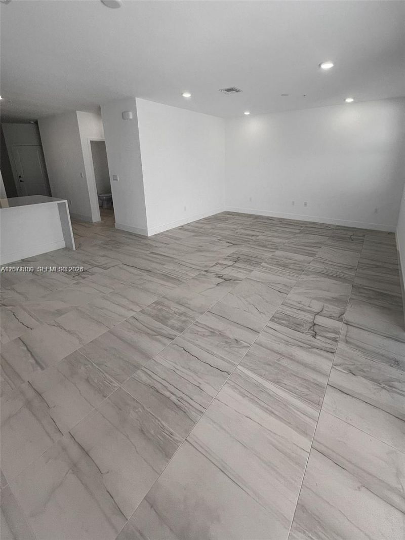 17025 SW 1st Street, Pembroke Pines, FL 33027 Photo