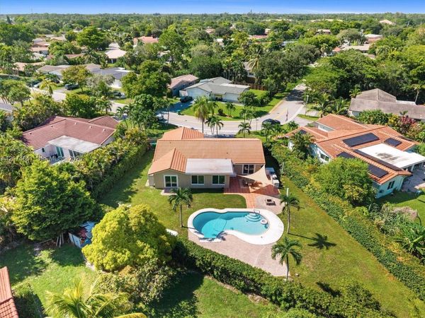 7500 NW 42nd St , Coral Springs, FL 33065