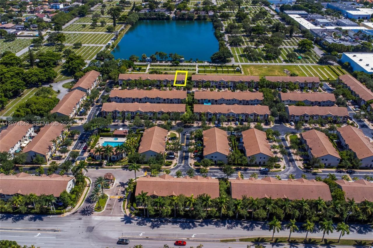 10334 NW 30th Ter, Doral, FL 33172 Photo