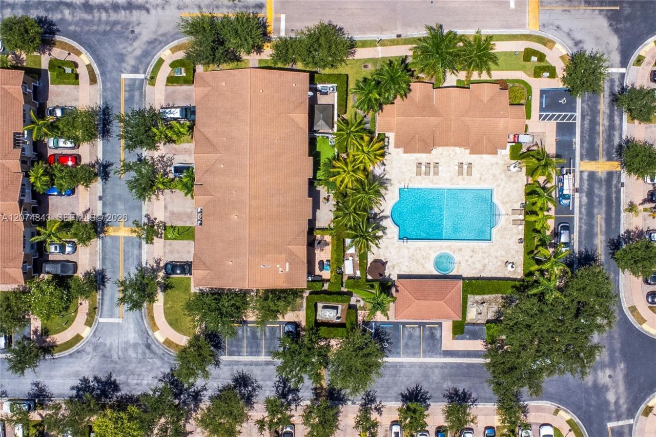 10334 NW 30th Ter, Doral, FL 33172 Photo