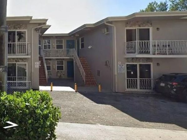1380 SW 2nd St , Unit 7, Miami, FL 33135