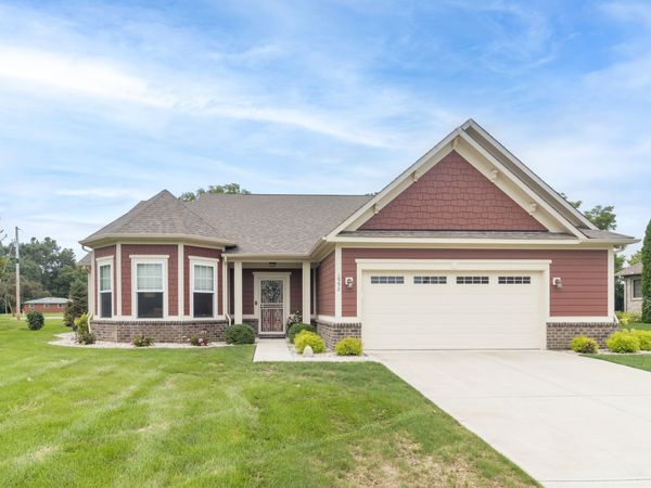 1992 S Sugar Gum Trail , Greenfield, IN 46140