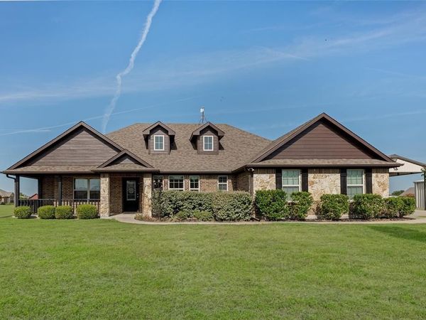 501 Hubbard Circle, Nevada, TX 75173