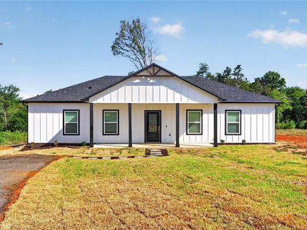 1439 CR 4209, Jacksonville, TX 75766