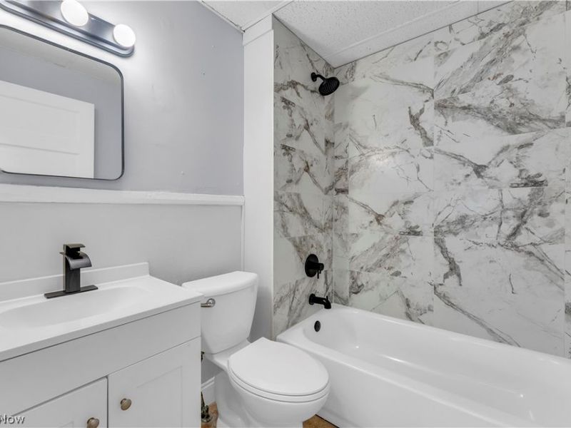 1041 E 146th Street , Cleveland, OH 44110 Photo 18