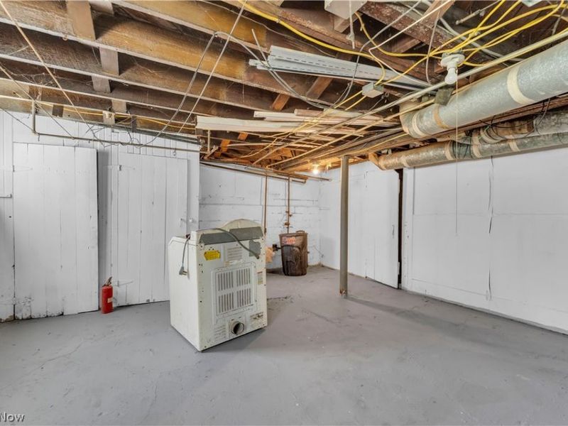 1041 E 146th Street , Cleveland, OH 44110 Photo 38