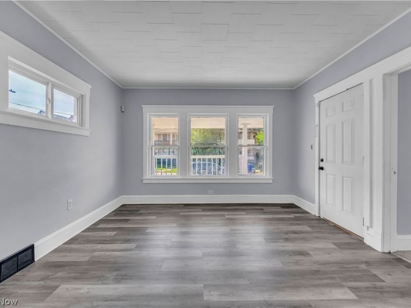 1041 E 146th Street , Cleveland, OH 44110 Photo 4