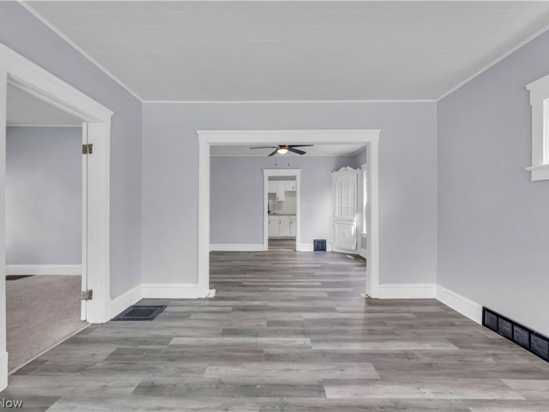 1041 E 146th Street , Cleveland, OH 44110 Photo 5