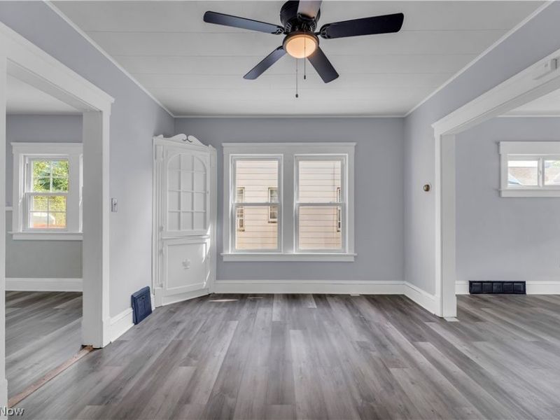 1041 E 146th Street , Cleveland, OH 44110 Photo 8