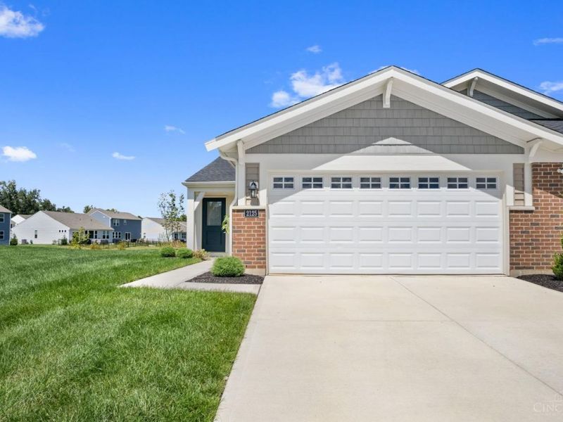 2125 Shallow Cove Court, Goshen Township, OH 45122 Photo 2