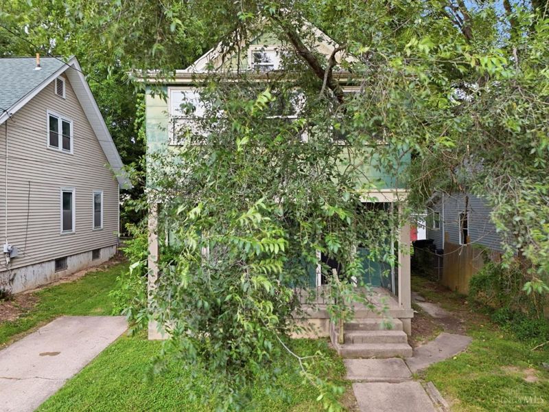 6014 Bramble Avenue, Cincinnati, OH 45227 Photo 2