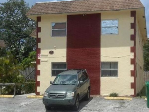 3811 SW 60TH Avenue, Unit 1-4, Davie, FL 33314