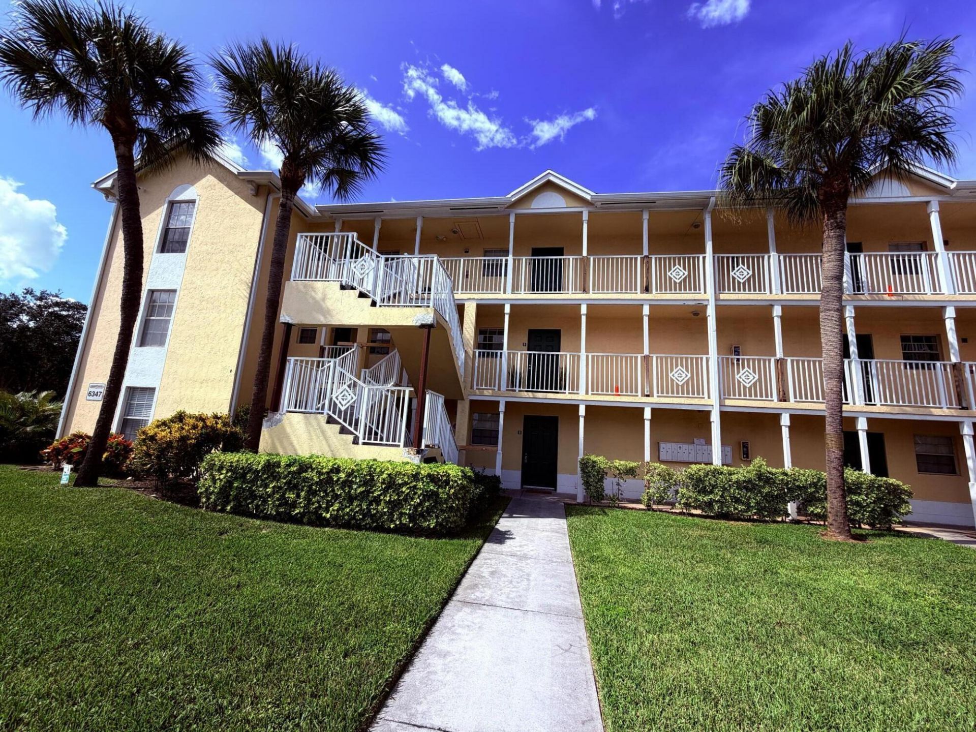 6347 La Costa Drive, Unit B, Boca Raton, FL 33433 Photo