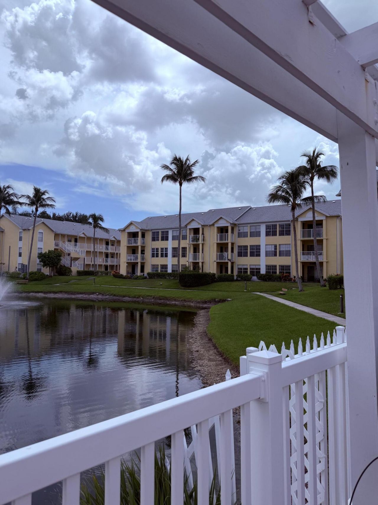 6347 La Costa Drive, Unit B, Boca Raton, FL 33433 Photo