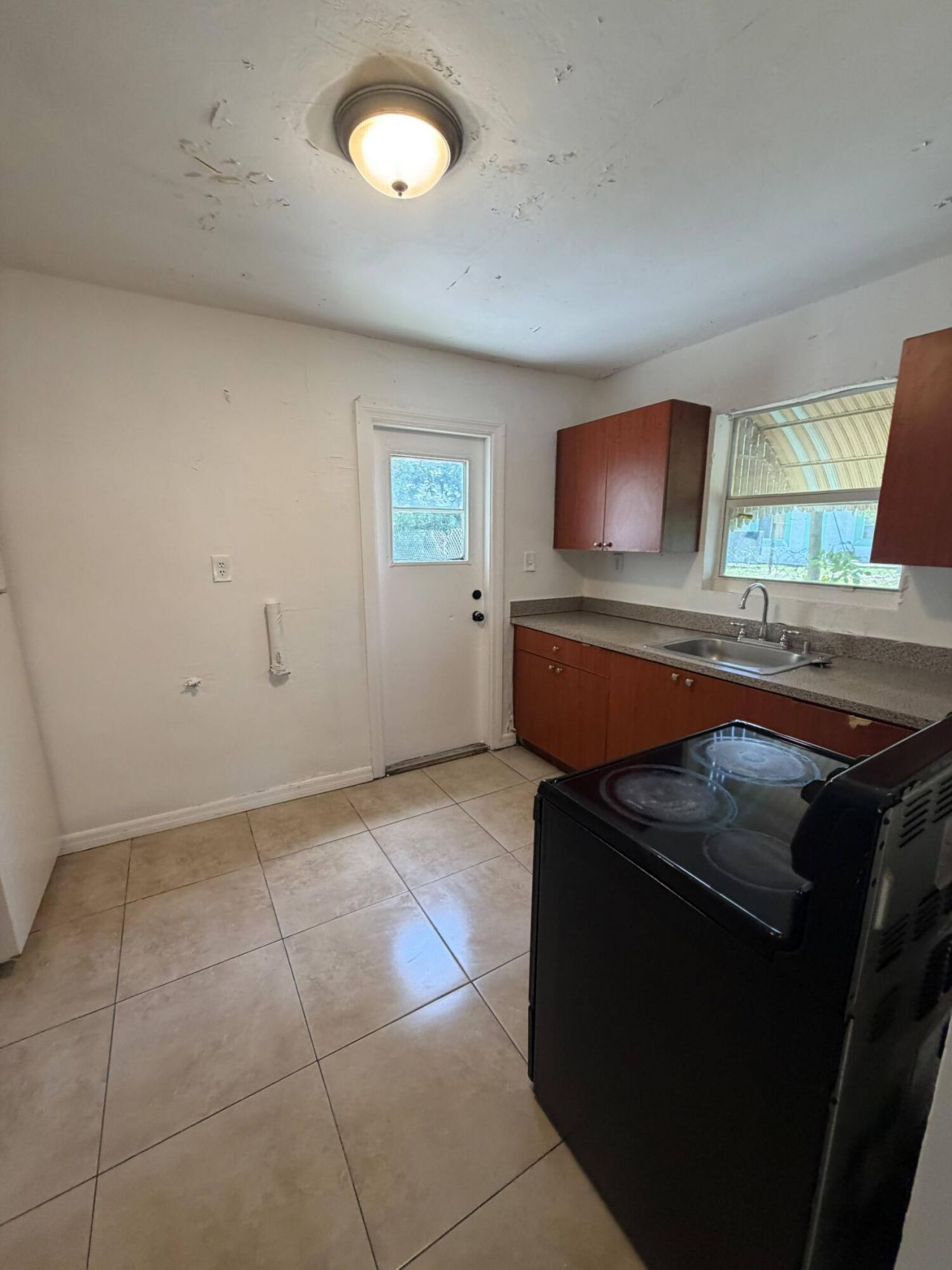 1525 W 15th Street, Riviera Beach, FL 33404 Photo