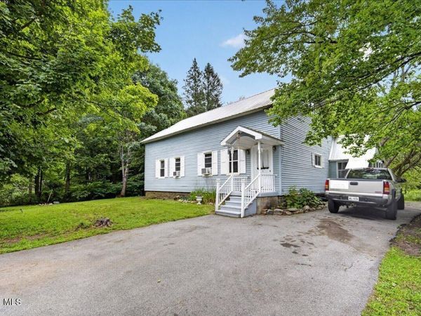 9 Hollister Road, Corinth, NY 12822