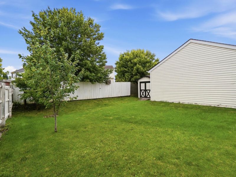 1047 Braxton Boulevard, London, OH 43140 Photo 41