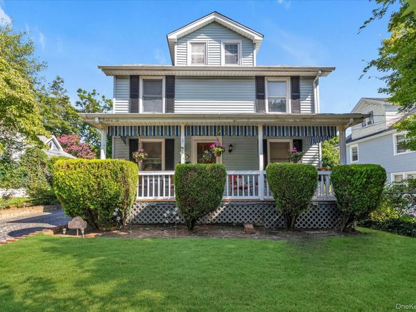 265 Schenck Avenue, Great Neck, NY 11021