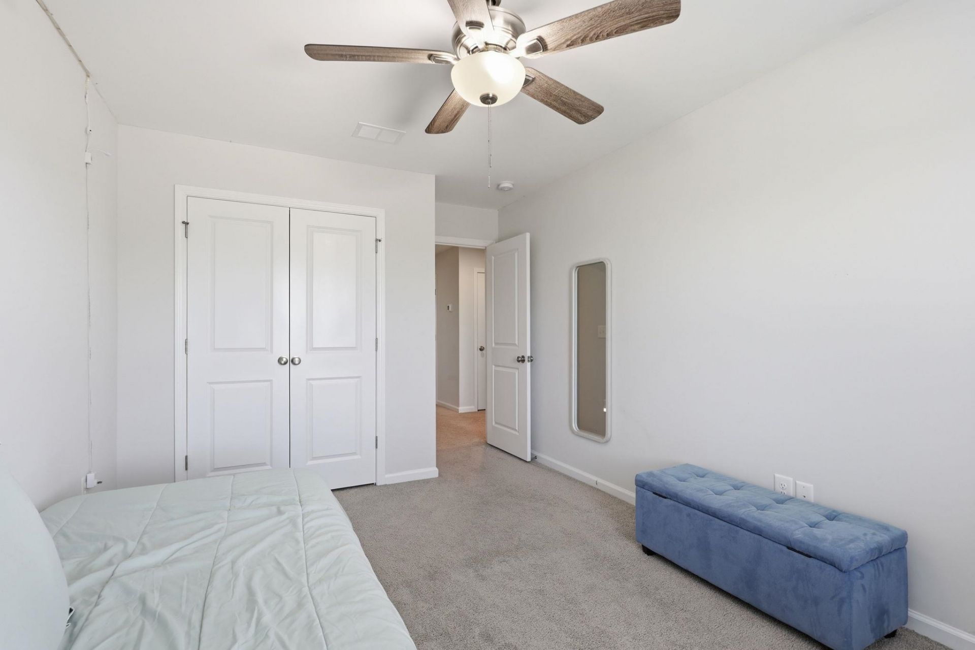 5085 Gladstone Dr Photo 21