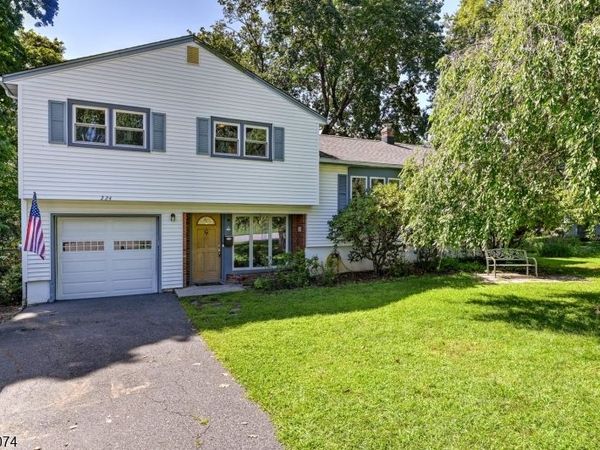 224 Crown Rd, Boonton, NJ 07005