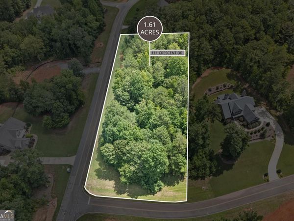 111 Crescent Drive, Forsyth, GA 31029