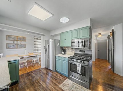 934 Pyramid Way, Sparks, NV 89431 Photo