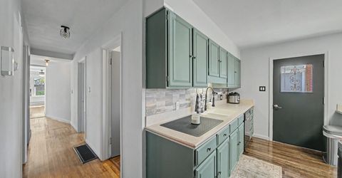 934 Pyramid Way, Sparks, NV 89431 Photo