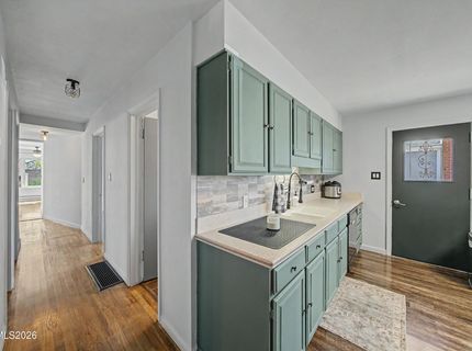 934 Pyramid Way, Sparks, NV 89431 Photo
