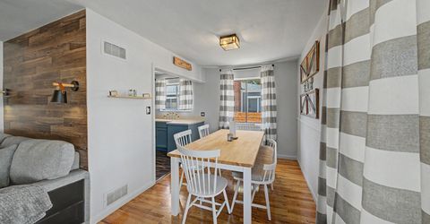 934 Pyramid Way, Sparks, NV 89431 Photo