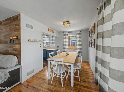 934 Pyramid Way, Sparks, NV 89431 Photo