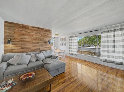 934 Pyramid Way, Sparks, NV 89431 Photo