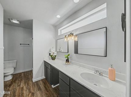 934 Pyramid Way, Sparks, NV 89431 Photo