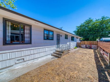 934 Pyramid Way, Sparks, NV 89431 Photo