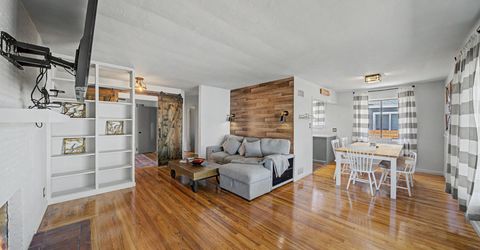 934 Pyramid Way, Sparks, NV 89431 Photo