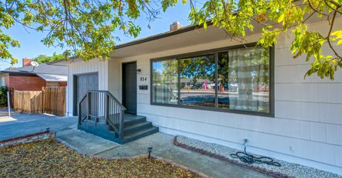 934 Pyramid Way, Sparks, NV 89431 Photo