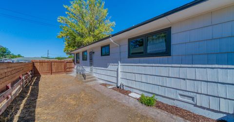 934 Pyramid Way, Sparks, NV 89431 Photo